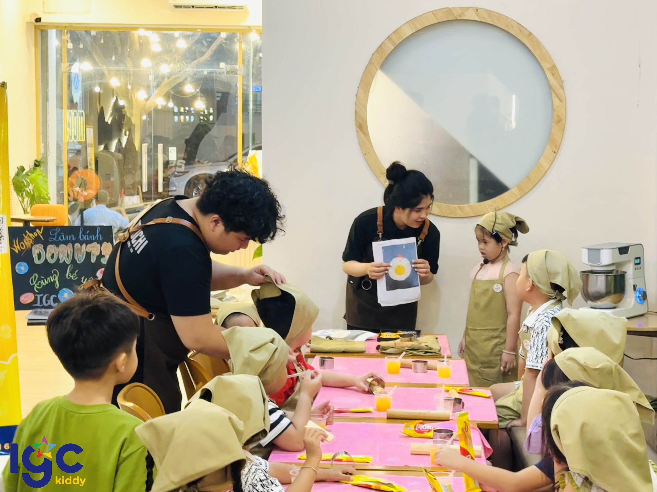 WORKSHOP "LÀM BÁNH DONUTS CÙNG BÉ YÊU"