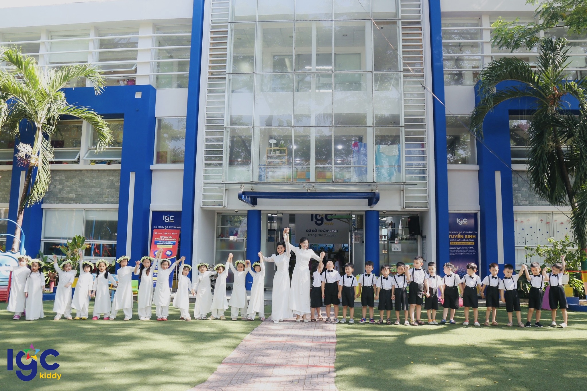 KÍ ỨC ĐÓ - MÃI NHƯ NGÀY HÔM QUA