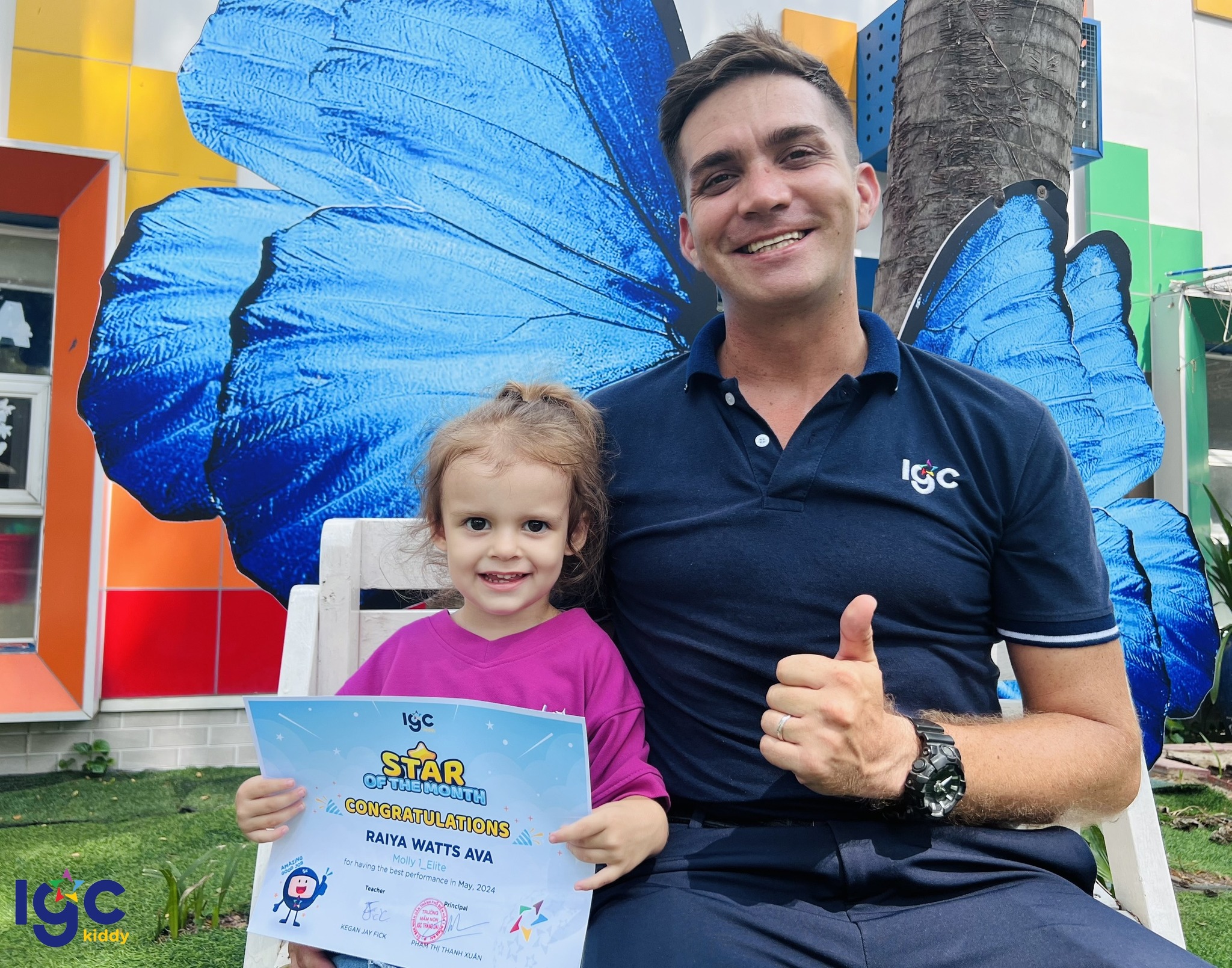 STAR OF THE MONTH – NGÔI SAO CỦA THÁNG