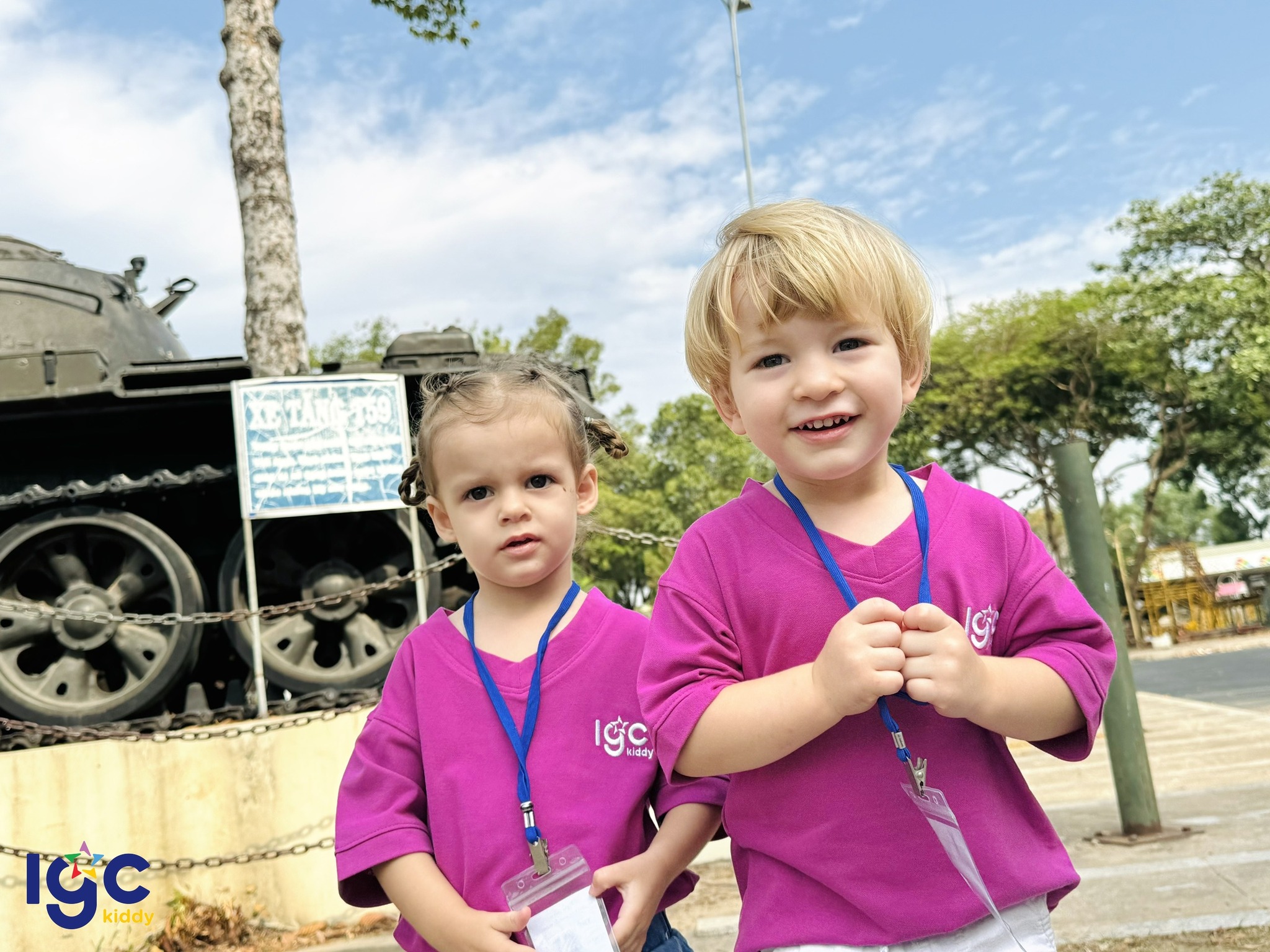 DÃ NGOẠI DỰ ÁN “BÉ THAM GIA GIAO THÔNG” – KHỐI SONG NGỮ