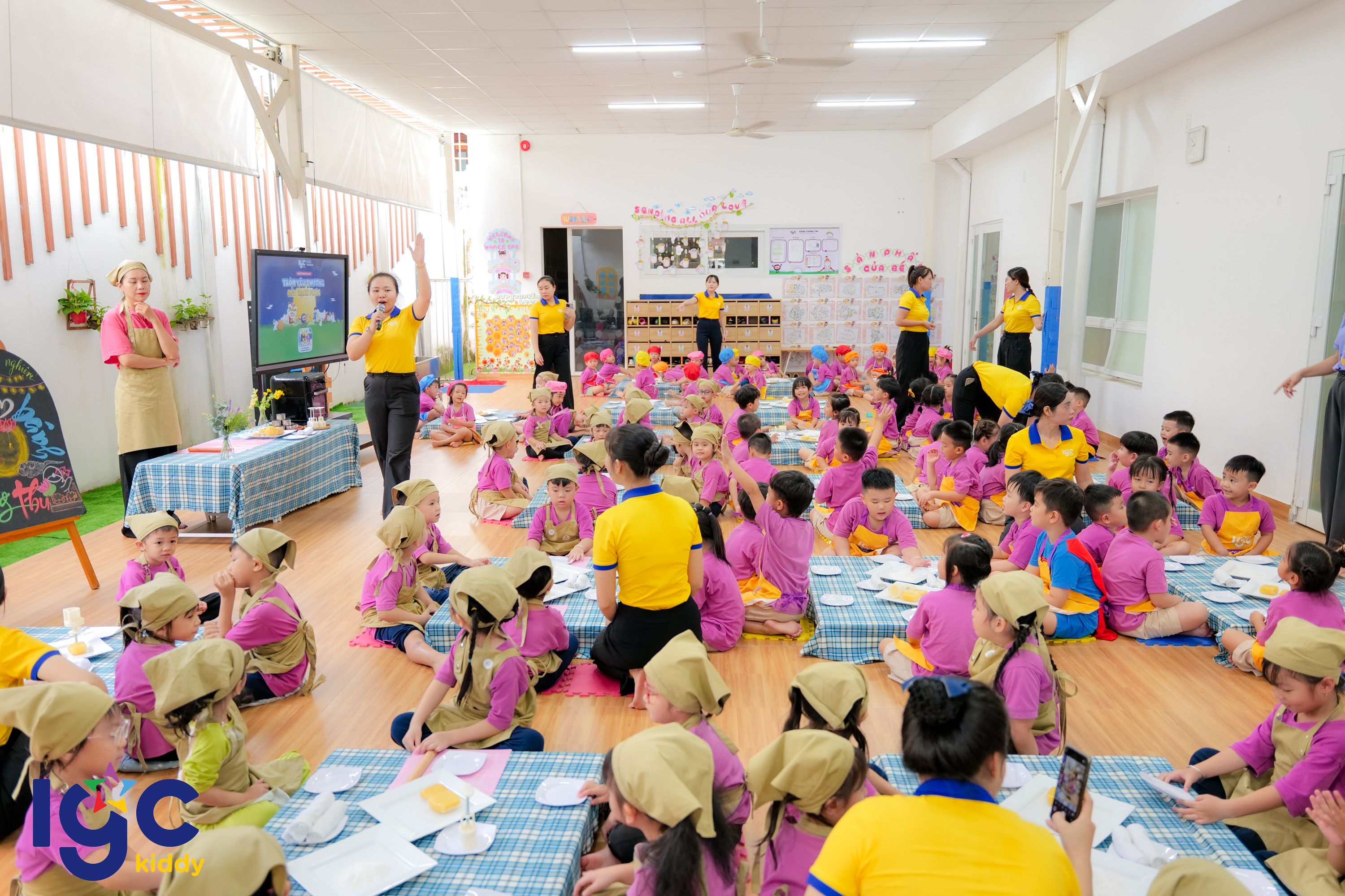 SỰ KIỆN LÀM BÁNH TRUNG THU