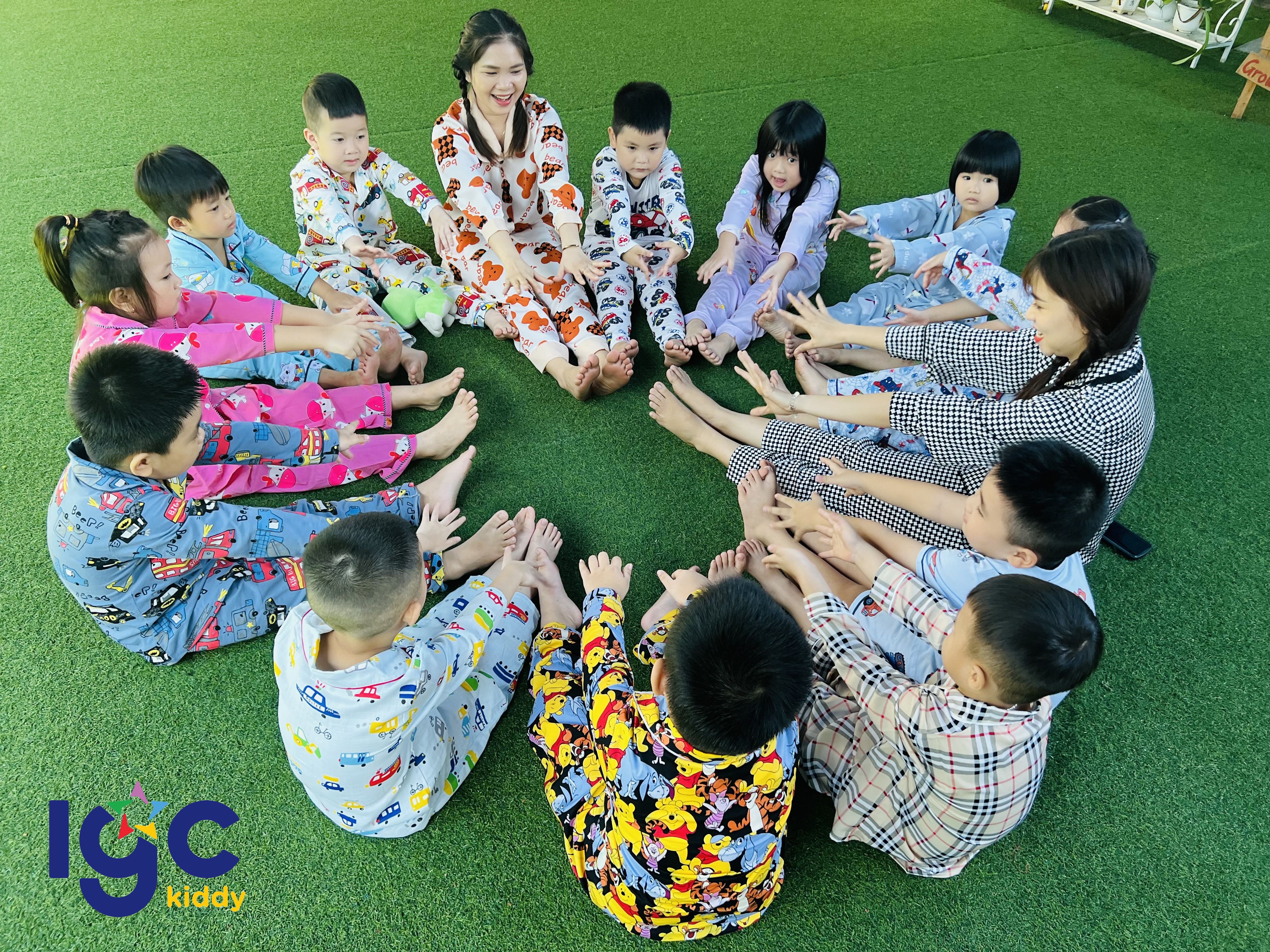 PAJAMA DAY & PLUSH ANIMAL LOVER'S DAY