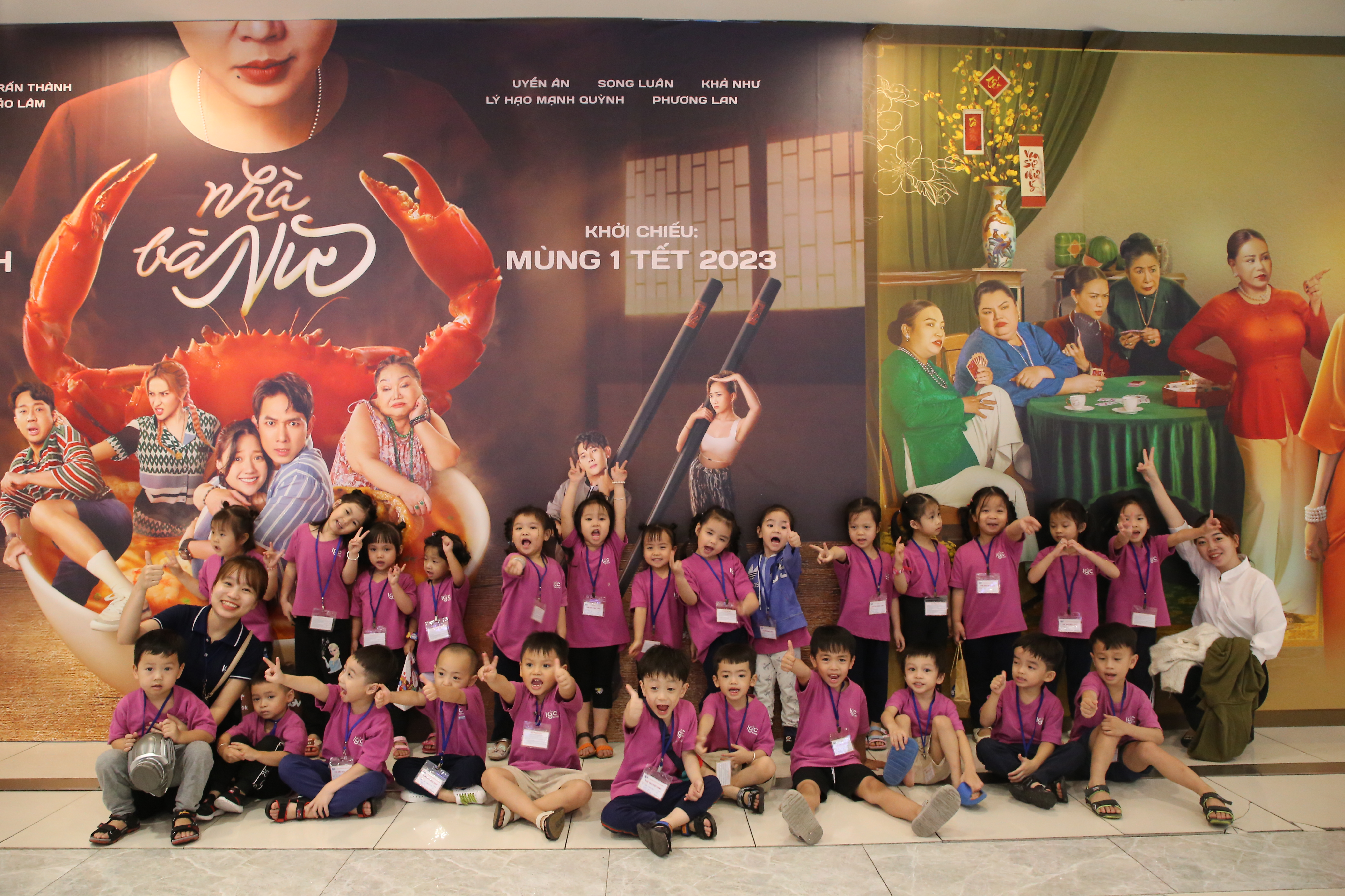 DÃ NGOẠI XEM PHIM TẠI VINCOM🎥