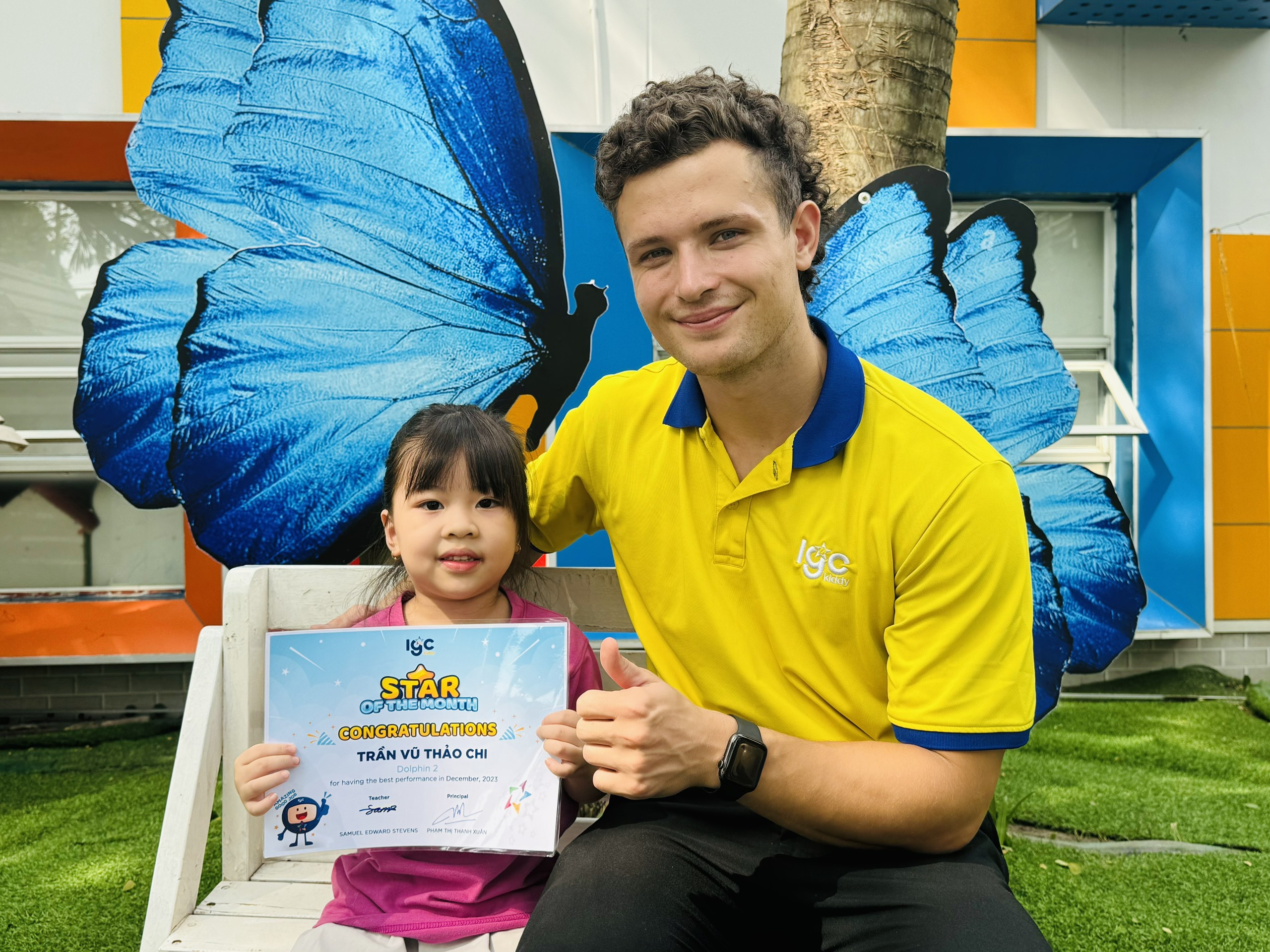 STAR OF THE MONTH – NGÔI SAO CỦA THÁNG